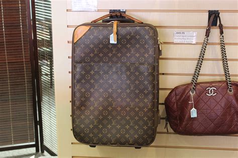 louis vuitton canvas luggage.